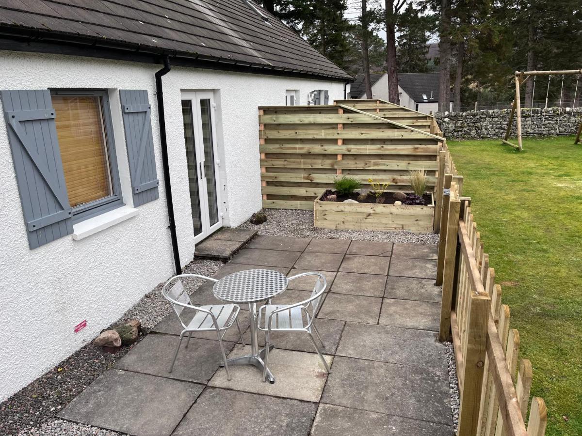 Highland Holiday Cottages Newtonmore Extérieur photo